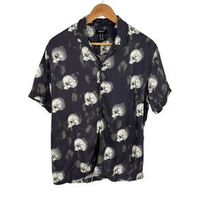 Forever 21 Men Skull Print Short Sleeve Button Up Shirt Black Gray Size Medium
